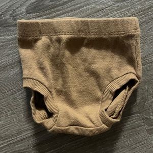 Quincy Mae brand new baby bottom